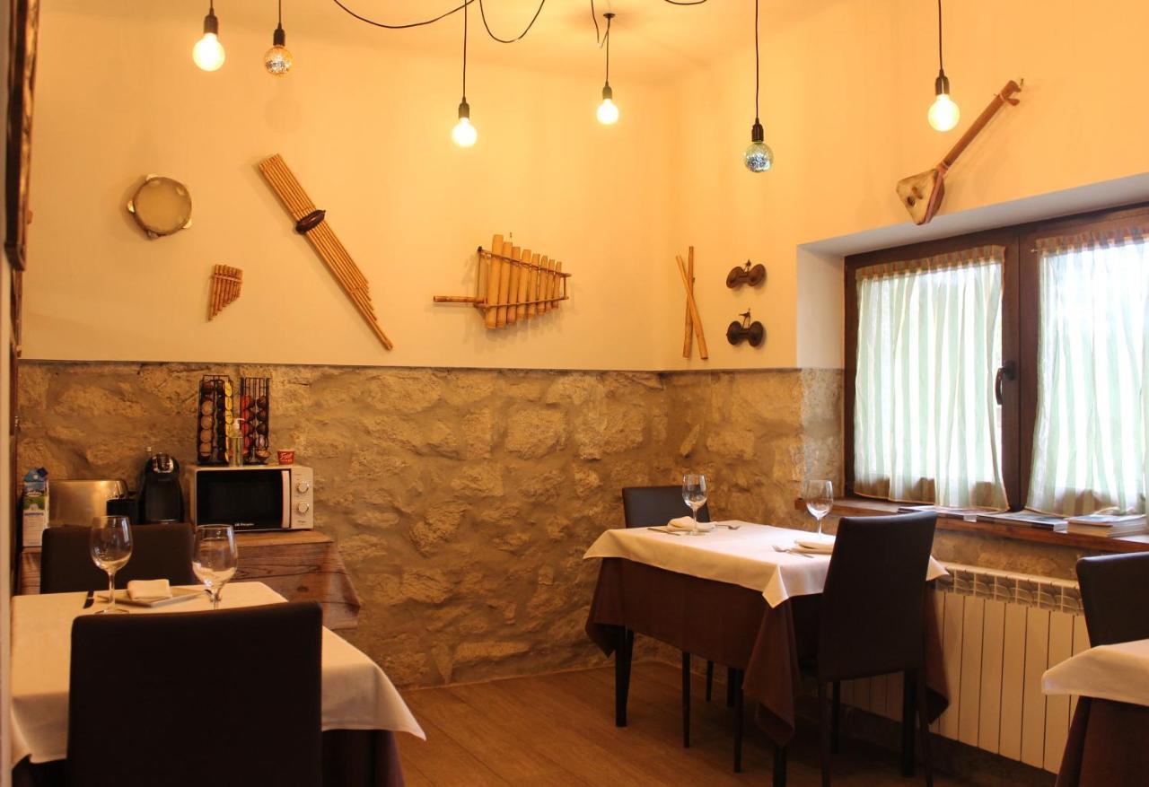 Los Corrales De Soto Hotel Soto Real Екстериор снимка