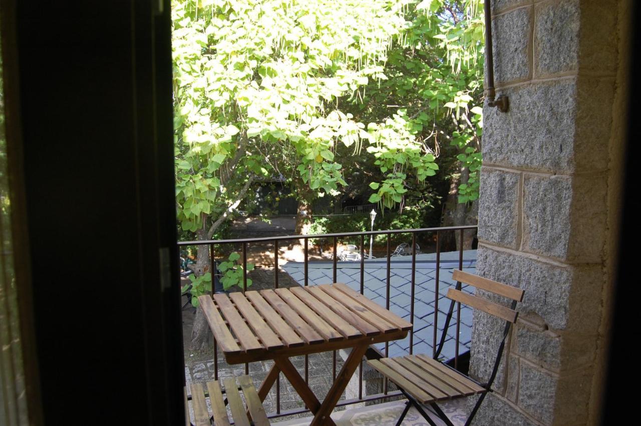 Los Corrales De Soto Hotel Soto Real Екстериор снимка